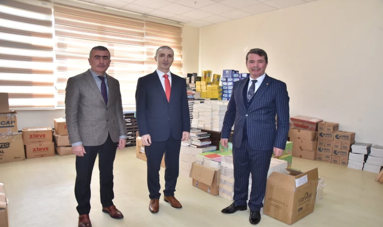 "Başka Okumuş’tan Ceza İnfaz Kurumu Kütüphanelerine 6000 Adet Kitap Bağışı"  