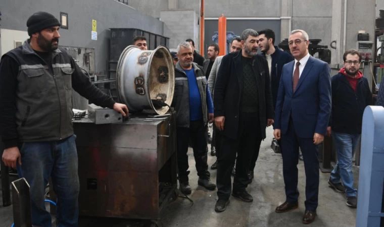 Başkan Güngör’den AKM Kahraman Makina’ya Ziyaret