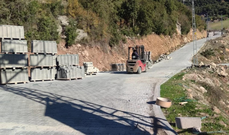 Büyükşehir’den Andırın’a 10 Bin Metrekare Kilit Parke