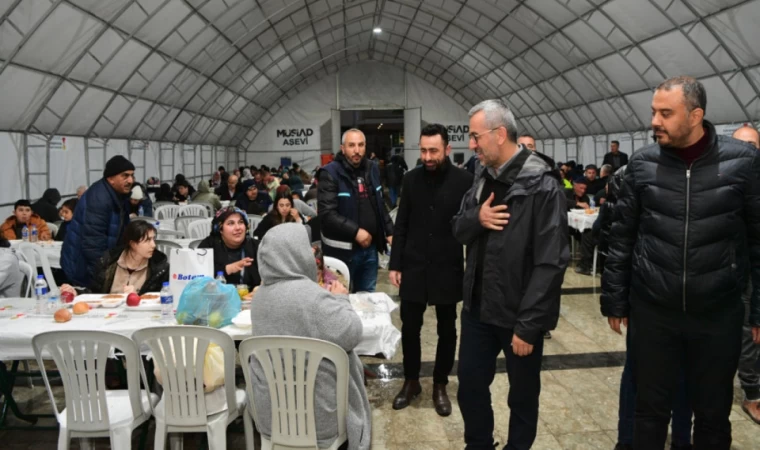 “Her Gün 15 Bin Kişilik Gönül Sofrası Kuruyoruz”