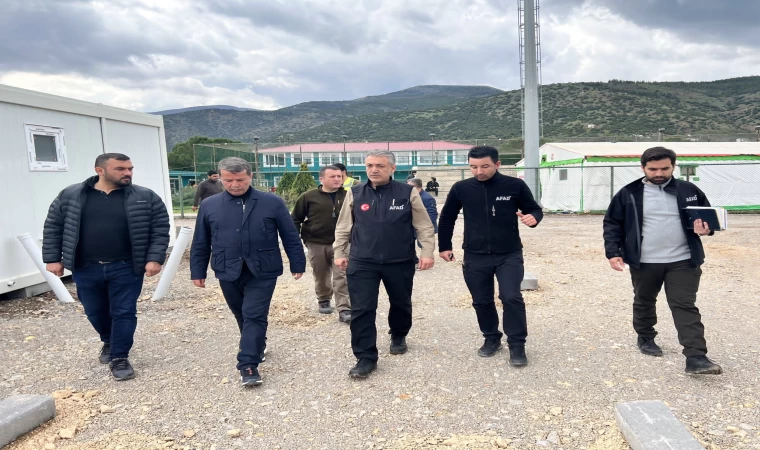 Koordinatör Karaman Valisi Şekeroba Mahallesi'nde İncelemelerde bulundu