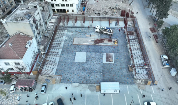 Geçici Esnaf Çarşılarının Kurulumu Sürüyor