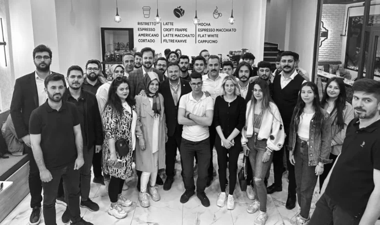 14 Mayıs’ta Gençler İktidara Gelecek!