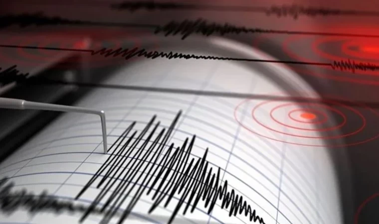 Adana deprem ile sallandı! Kahramanmaraş'tan Hissedildi