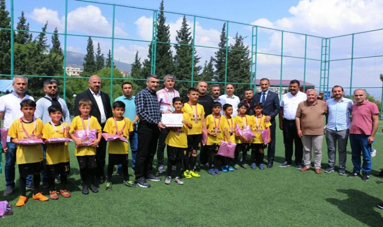 Dulkadiroğlu’da İlkokullar Arası Futbol Turnuvası Düzenlendi