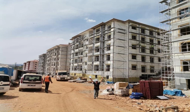 Kahramanmaraş'ta deprem konutları hızla yükseliyor