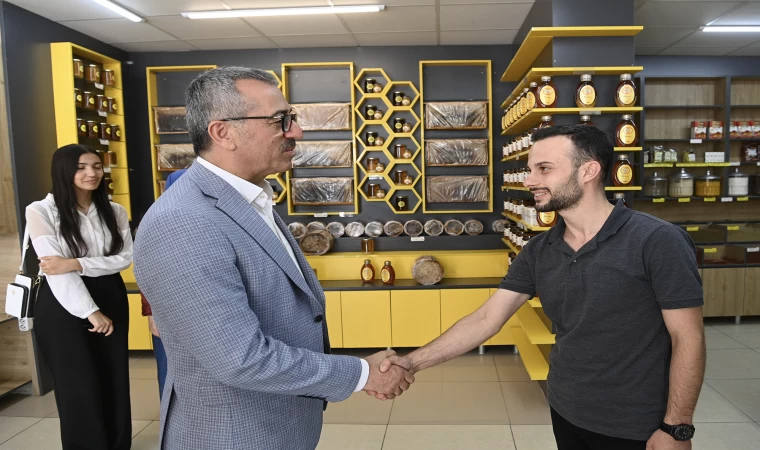 Başkan Güngör; “Esnafımız Binevler’deki Çalışmalardan Memnun”