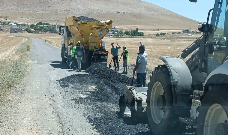Büyükşehir, Afşin ve Ekinözü’nde Kırsal Mahallelerin Ulaşımını İyileştiriyor