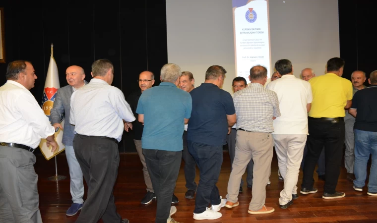 KSÜ’de Geleneksel Bayramlaşma Töreni Düzenlendi