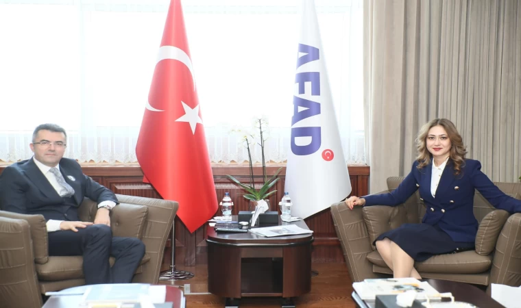 Milletvekili Karakoç Dora hem hayırlı olsun ziyareti yaptı, hem de taleplerini iletti