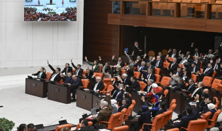 İsveç’in NATO’ya katılımına TBMM onayı
