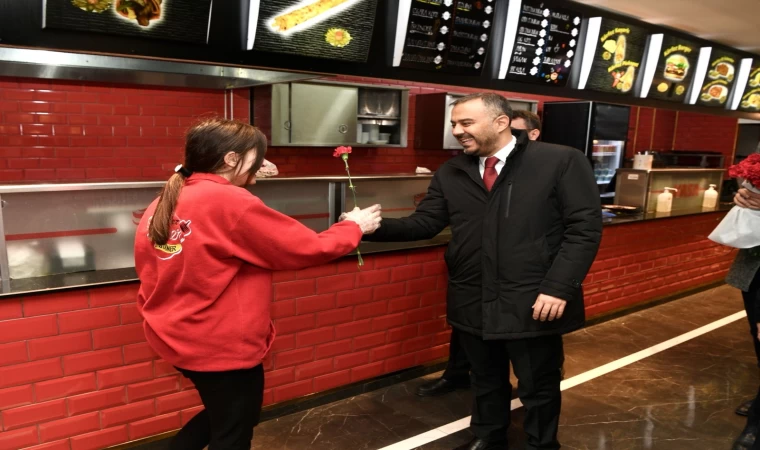 AK Parti Onikişubat Belediyesi Başkan Adayı Hanifi Toptaş, Saha Ziyaretlerini Sürdürüyor