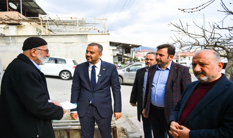 Başkan Adayı Toptaş, Vatandaşlarla Bir Araya Gelmeyi Sürdürüyor