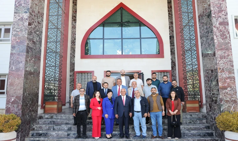 Başkan Cüce; “Göksun için elimizi taşın altına koyarak, Büyükşehir Belediye’miz ile uyum içinde çalışıp ilçemize hizmet edeceğiz”