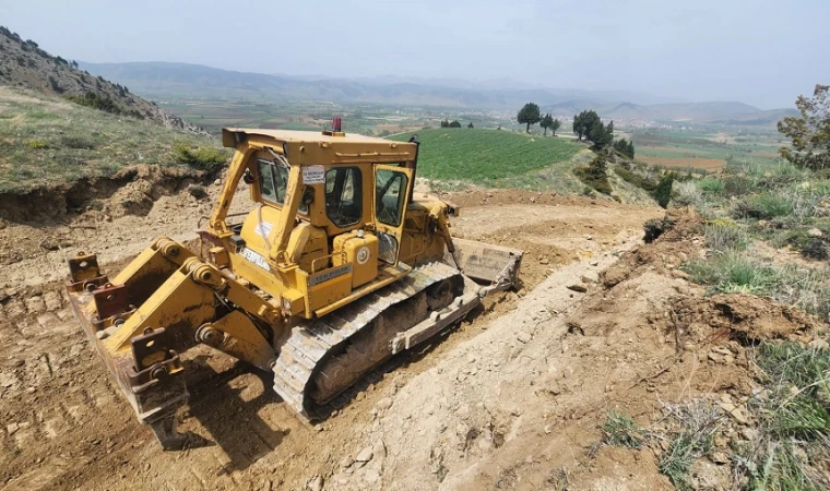 Büyükşehir, Göksun’da İnşa Edilecek Köy Evlerine Yeni Yol Açıyor