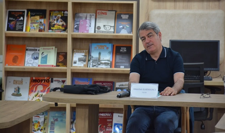 Yazar Harmancı, Türk Edebiyatı’nda Eleştiri Konusunu Ele Aldı