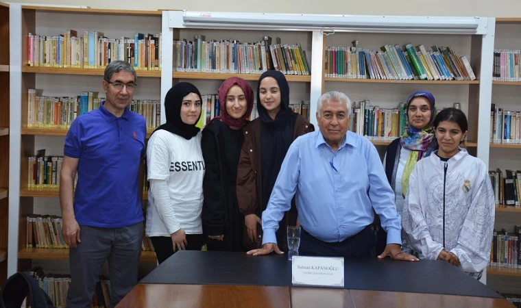 Yazar Kapanoğlu, Edebiyatseverlere Seslendi