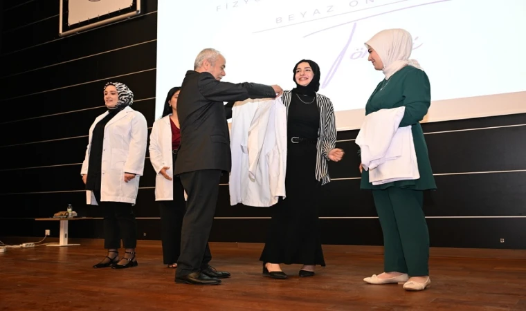 KSÜ’de Beyaz Önlük Giyme Töreni ile “Riskli Bebeklerde Erken Tanı, Müdahale ve Rehabilitasyon Semineri” Düzenlendi