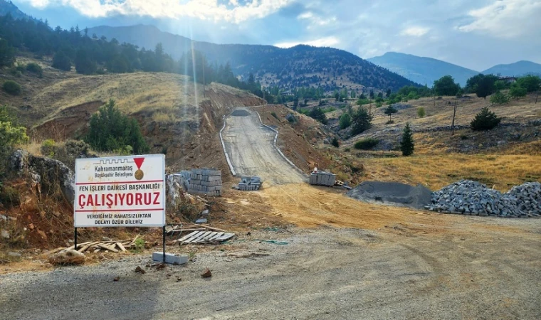 Büyükşehir, Göksun Kırsalında Ulaşım Yatırımlarını Sürdürüyor