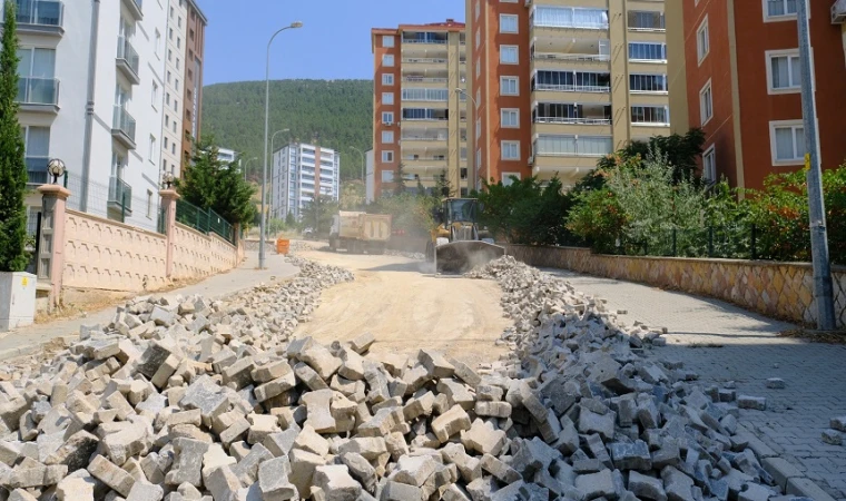 Onikişubat Belediyesi’nden Süleyman Şah Mahallesi’ne asfalt atağı