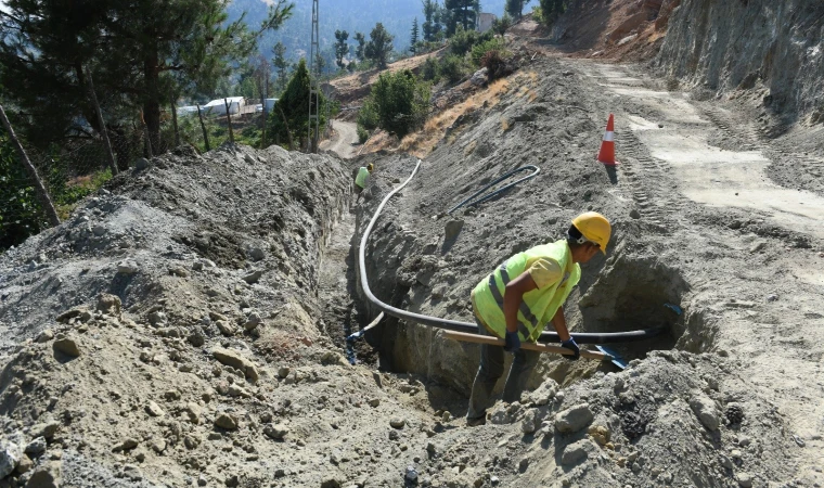 Köşürge’nin Yeni İçmesuyu Hattının İmalatı Sürüyor