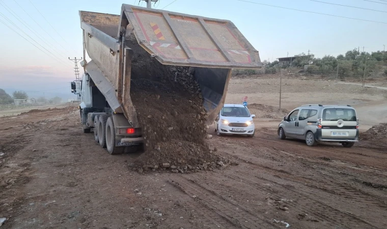 Büyükşehir’den Türkoğlu Orçan Caddesi’nde Çalışma