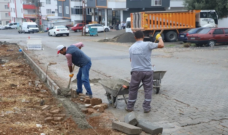 Dulkadiroğlu’ndan Ballıca’da Kilit Parke Çalışması