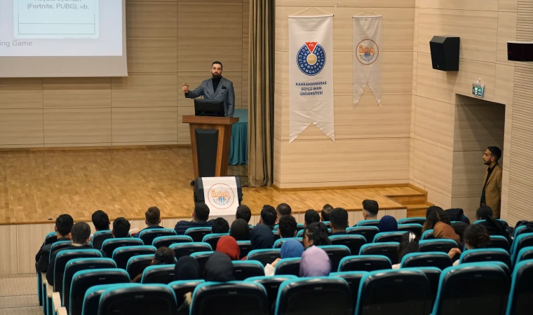 Gökhan Ergür, Bağımlılıkların Hayata Etkisini Ele Aldı