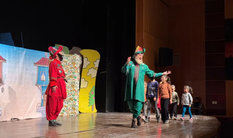 Minik Yürekler Ramazan’ı Sanatla Yaşamaya Devam Ediyor