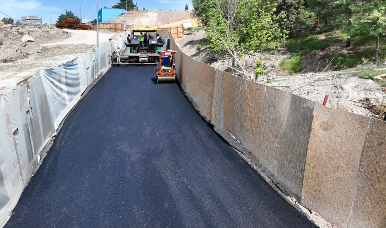 Büyükşehir, Doğukent’te Asfalt Serimine Başladı