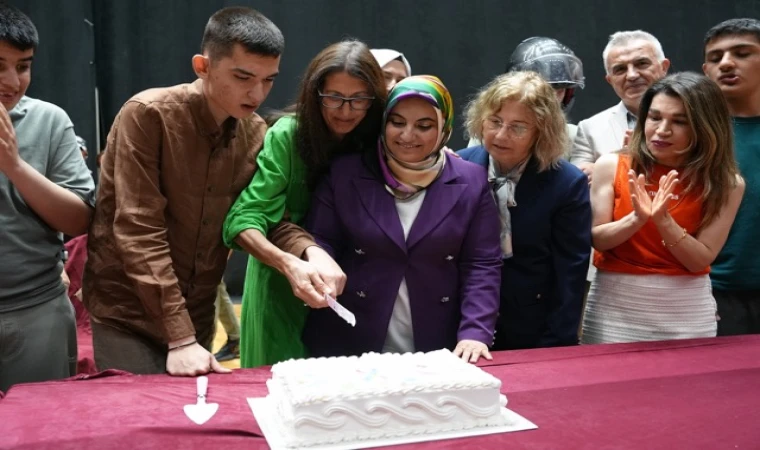 Kahramanmaraş’ta Otizme Işık Tutan Panel
