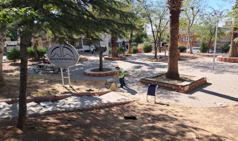 Dulkadiroğlu’nda Park ve Bahçelerde Titiz Bakım Çalışmaları Sürüyor