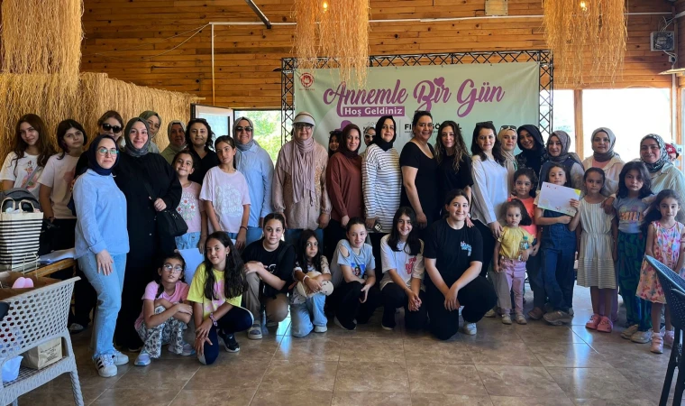 Anne ve Kızlar Doğada Buluştu; Eğlence ve Sevgi Dolu Bir Gün