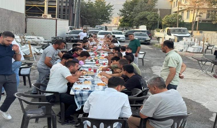 Ayyıldız Mermer Granit’ten Yeni İşyerinde Birlik ve Beraberlik Yemeği