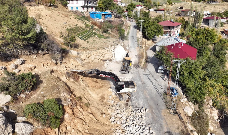 Ilıca Bölgesinde Ulaşım Konforu Artıyor; Yolun Genişliği 2 Katına Çıkarılıyor