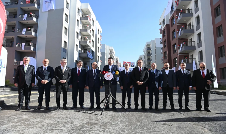 Bakan Kurum: “Yıl Sonuna Kadar 74 Bin Konut ve İş Yerini Hak Sahiplerimize Teslim Edeceğiz”