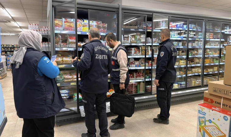 Büyükşehir Zabıtası, Tüketici İçin Sahada Denetimlerini Yoğunlaştırdı