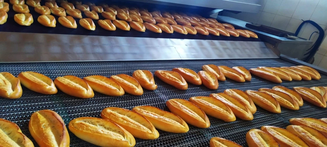 Büyükşehir, Günlük 50 Bin Halk Ekmeği İftar Sofralarıyla Buluşturuyor