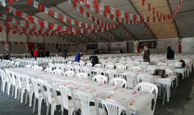 Büyükşehir’den Ramazan’da Büyük Dayanışma: 3 Noktada İftar Çadırı