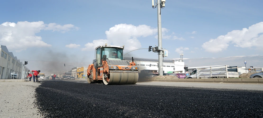 Yol Yenilemeleri Kesintisiz Devam Ediyor