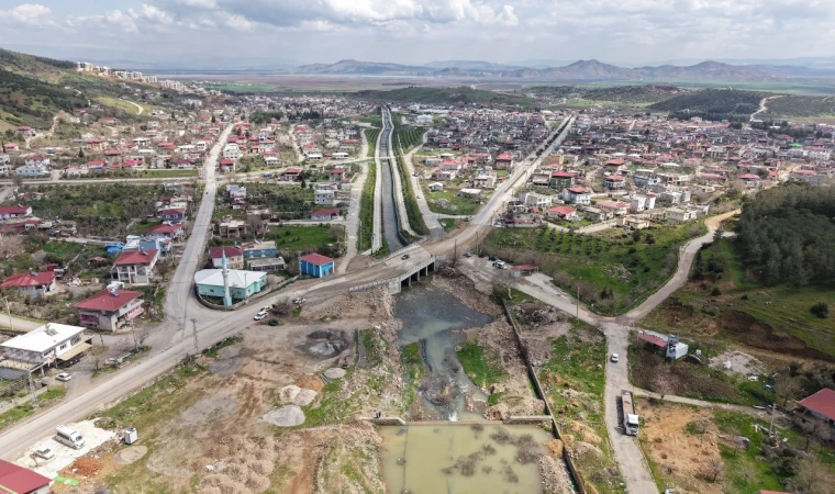 Büyükşehir, 10 Milyonluk Yatırımla Şekeroba’nın Yeni Köprüsünü Hizmete Sundu