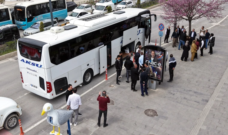 Büyükşehir’den Üreticiye Tam Destek; Çiftçiler Konya Tarım Fuarı’na Uğurlandı