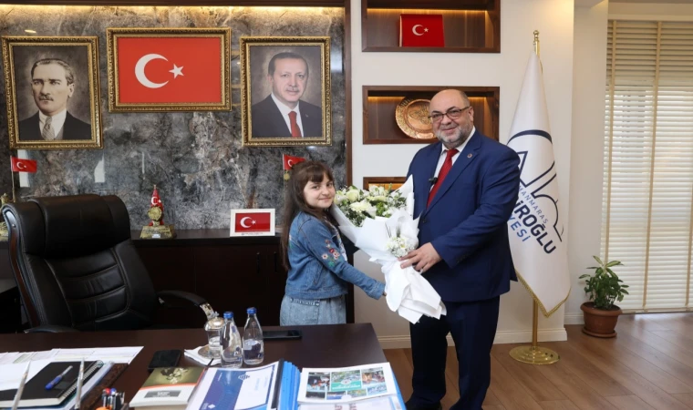 Dulkadiroğlu Belediyesi'nde Başkanlık Makamı Ecrin Nisanur Aşgan’a Emanet Edildi