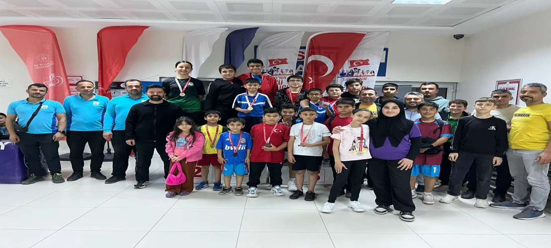 Kahramanmaraş’ta Raketler “İstikbal” İçin Sallandı: 19 Mayıs Coşkusu Masa Tenisiyle Taçlandı