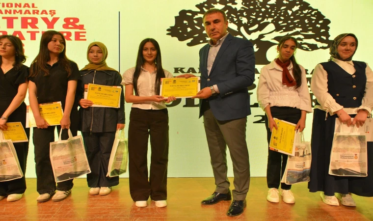 Edebiyatın Başkentinde Kalemler ve Sesler Yarıştı; Dereceye Girenler Ödüllendirildi