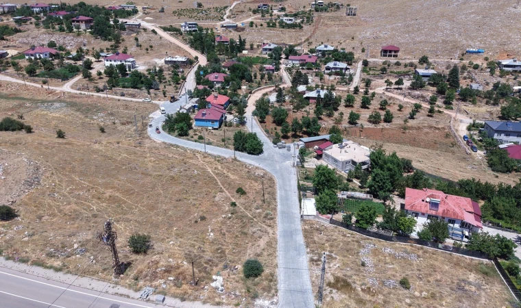 Büyükşehir, Afşin Emirli’nin Ulaşım Standardını İyileştiriyor