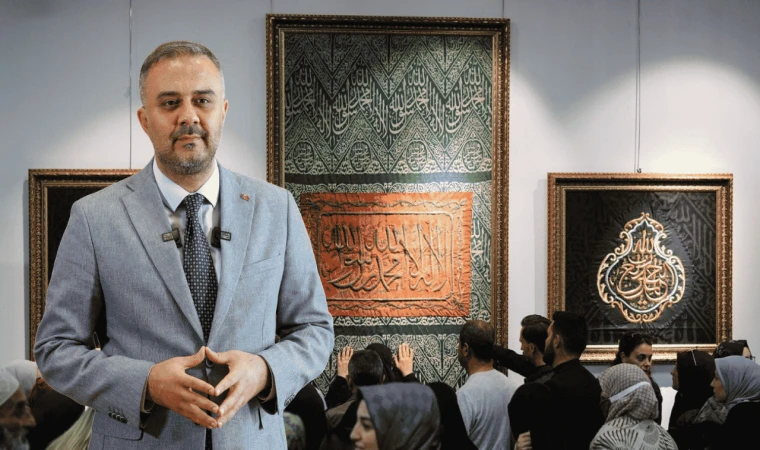 Başkan Toptaş’tan Mevlid Kandili’nde Kabe Örtüleri ve Mukaddes Emanetler Sergisi müjdesi