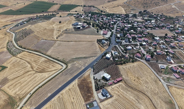 Büyükşehir’den Dulkadiroğlu Kırsalına Değer Katan Yol Yatırımı