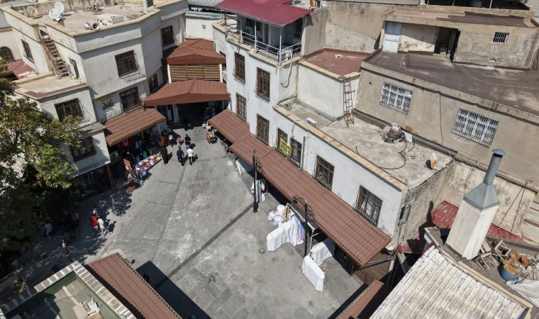 Büyükşehir’den Saraçhane Meydanı’na Tarihle Uyumlu Düzenleme