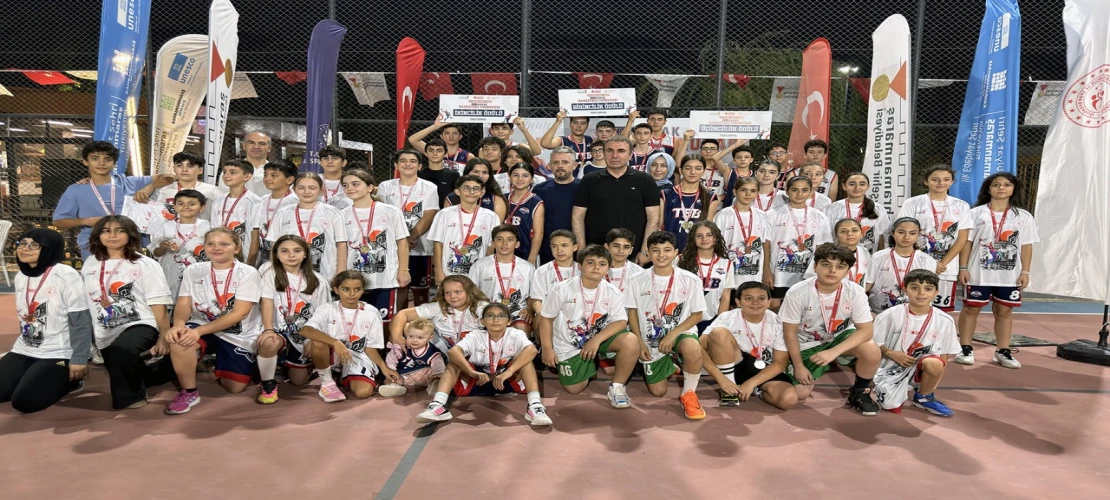 Büyükşehir, Basketbolun Yıldızlarını Aynı Potada Buluşturdu